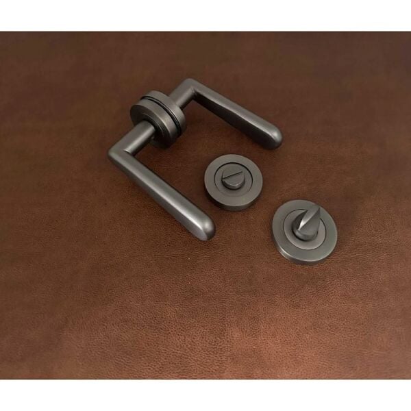 Özen Alm Felix Mat Skoç Füme Yuv.Rozet Wc Kol 32